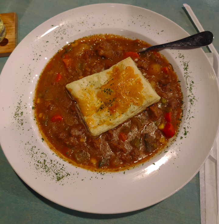 Irish Food Winchester, VA, Guiness Pot Pie at Ellie's