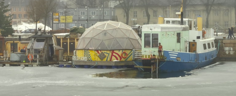 Rådhuset, Oslo Badstuforening, Floating Sauna