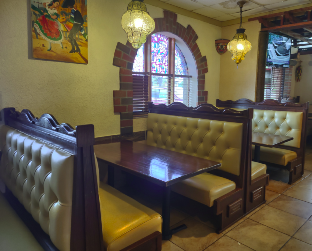 La Carreta, Mexican Restaurant, Winchester, VA, seating