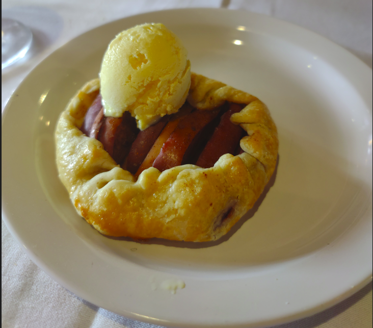 Le Bar Américain - French restaurant Winchester, VA- Apple Galette