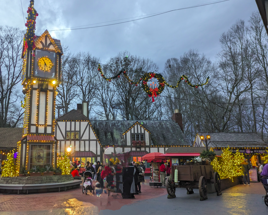 REVIEW -Busch Gardens Christmas Town - Williamsburg, VA - Candid Travel ...