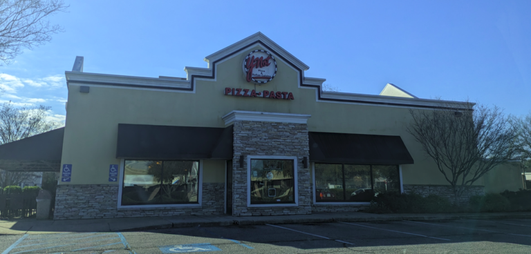 Ynot PIzza Virginia Beach - storefront