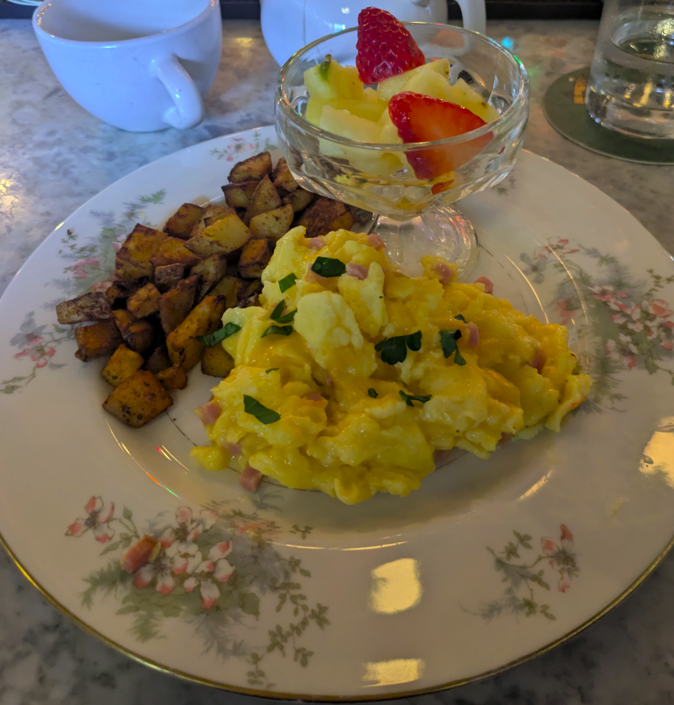 Hotel Greene - eggs on the green