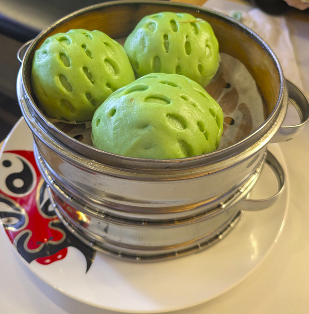 Etang Dim Sum - matcha red bean bun